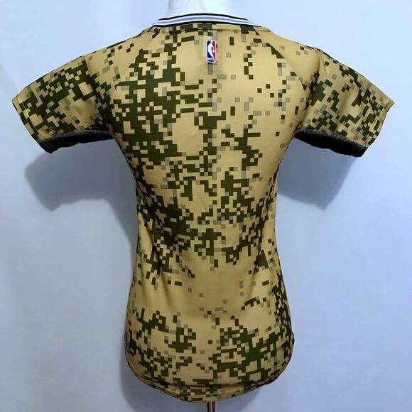 Adidas NWOT NBA Pixelated Short Sleeves Jersey Women S - Picture 8 of 13